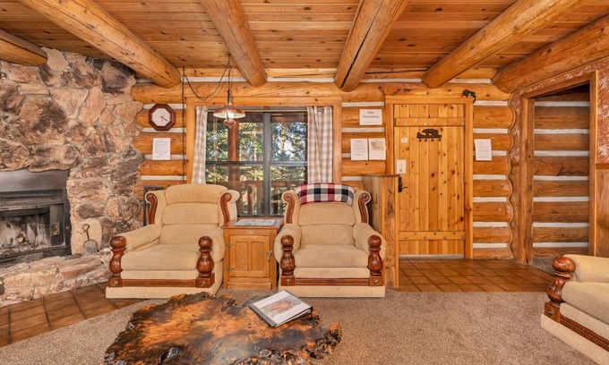 Yosemite National Park Cabin | The Log Home Quintessential Log Cabin in Ynp!