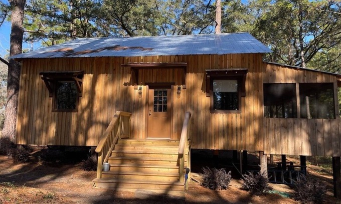 Tallahassee Cabin | The Longleaf Cabin is our largest cabin ideal for 2 families and kids