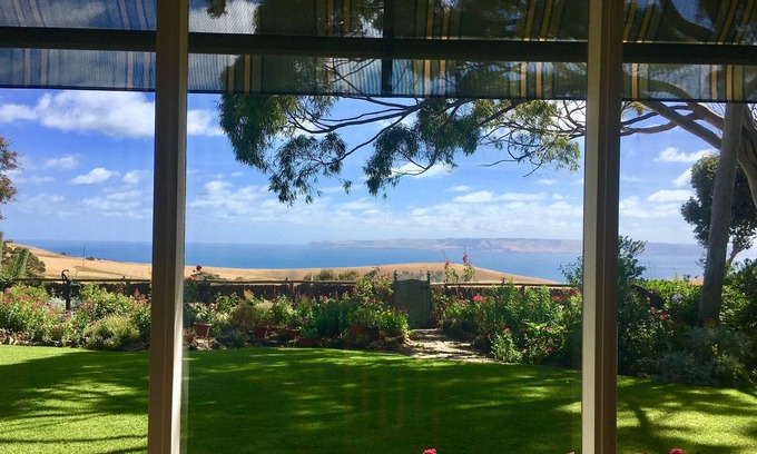 Cuttlefish Bay Apartment | The Lookout at Cuttlefish Bay- a secret garden!