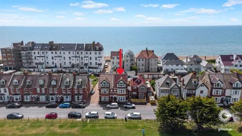 Hythe Apartment | The Lookout
