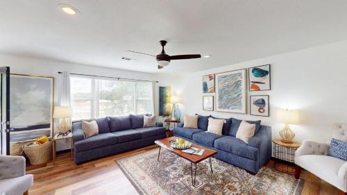 Piney House | The Lotus