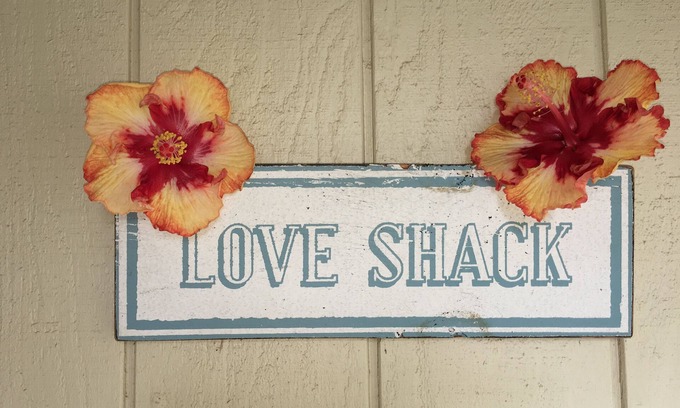 Diamond Head - Kapahulu - St. Louis House | The Love Shack island getaway - minutes from Waikiki