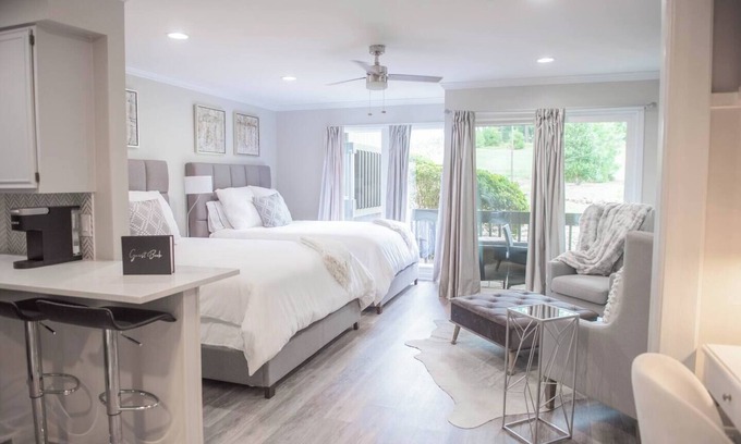 Pinehurst Condo | The Lucky Lie - Entire Condo in Pinehurst