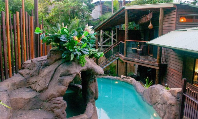 Coolum Beach House | The LuWOW Lodge