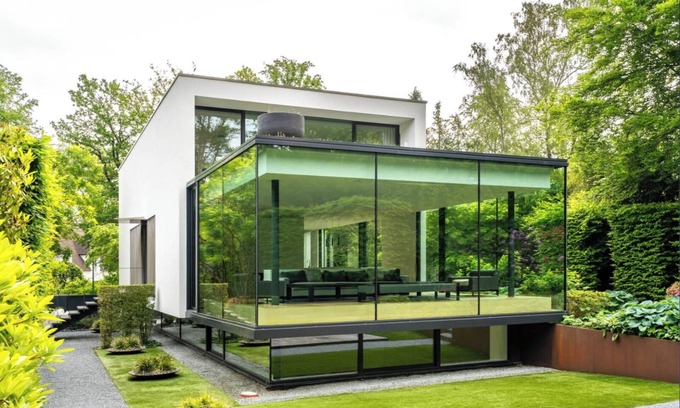 Ukkel Villa | The Luxury Glass Manor