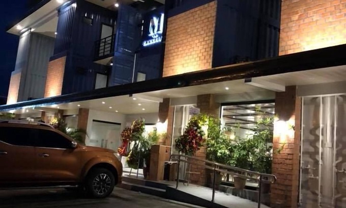 Poblacion District Hotel | The Madeline Boutique Hotel & Suites
