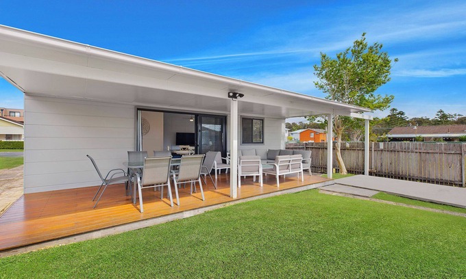 The Entrance Apartment | The Manning Cottage - Pet Friendly