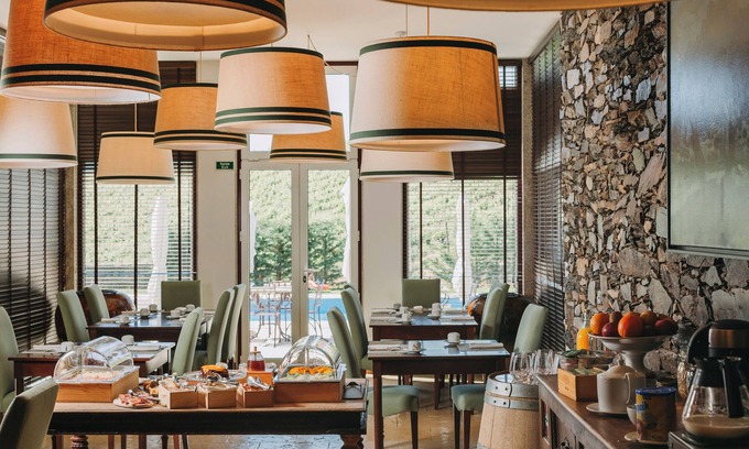 Sabrosa Hotel | The Manor House Celeirós