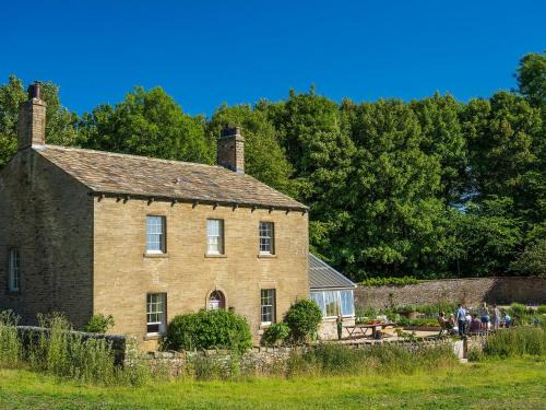 Skipton House | The Manse - Uk42249