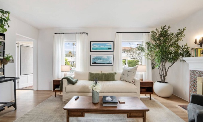 West Beach Apartment | The Marlowe Garden Suite