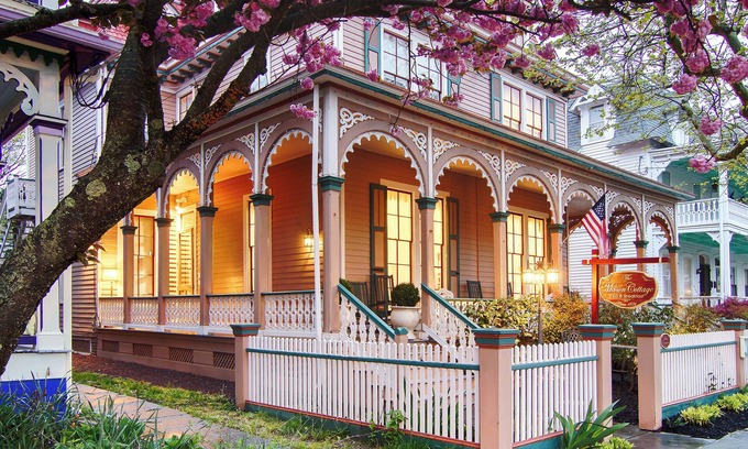 Cape May Bed & Breakfast | The Mason Cottage