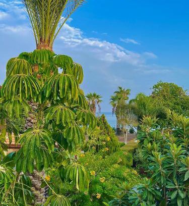 Pervolia House | The Mediterranean Sea at your doorstep!