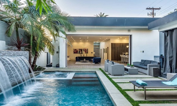 Melrose Villa | The Melrose Villa Sum