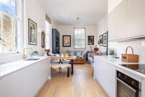 Tetbury House | The Mews