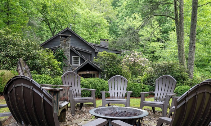 Mirror Lake Cabin | The Millhouse | The historic Mill House on Mirror Lake and Cullasaja River