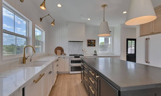 Yuba City House | The Modern Farmhouse on an Acre