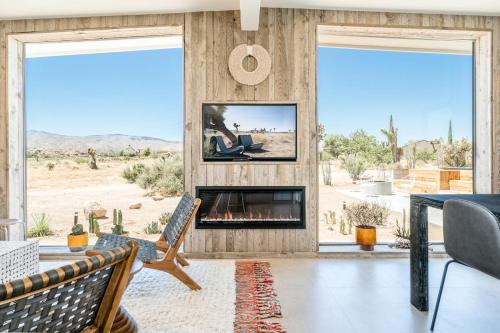 Pioneertown House | The Modern Wolfden By The Cohost Company