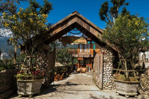 Sa Pa Hotel | The Mong Garden Homestay SaPa