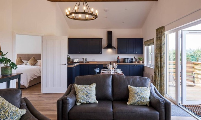 Monknash Ski Chalet | The Monks Rest in the beautiful Cowbridge