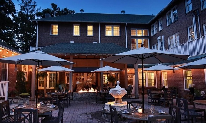 Black Mountain Hotel | The Monte Vista Hotel