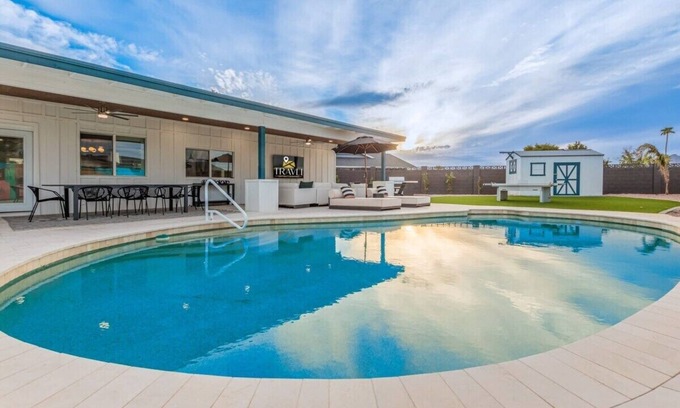 Village Grove House | The Monterey|Resort Style|Pickleball|Pool|Putt