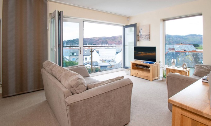 Deganwy Cottage | The Moorings