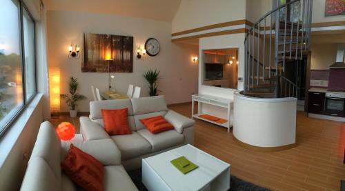 Fort William House | The Moorings