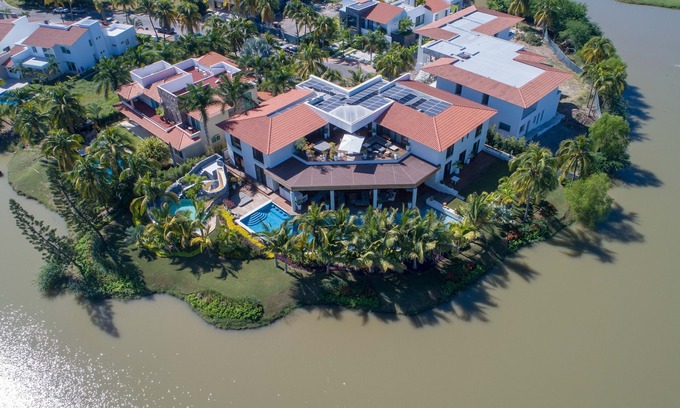 Nuevo Vallarta Villa | The most beautiful villa in all of Guacamayas