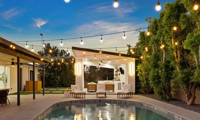 Pointe Scottsdale House | The Mulberry - Luxury Stay Minutes from Old Town: heated pool, hot tub included