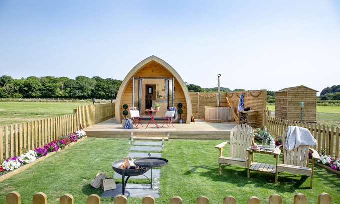 Wells Cabin | The Nave, Cathedral View - a chalet that sleeps 2 guests in 1 bedroom