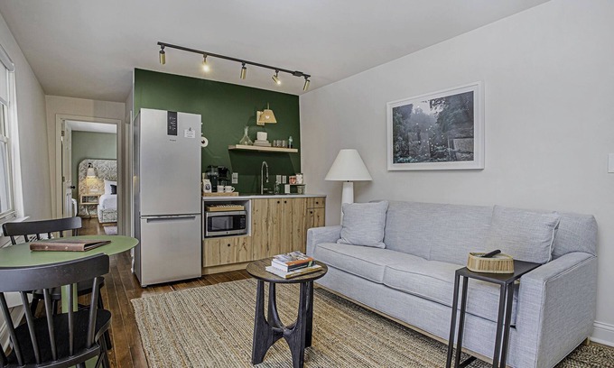 New Buffalo Apartment | The Neighborhood Hotel Grand Beach Suite 11 - One Bedroom
