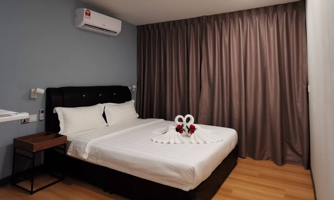 Semporna House | The Nest Hostel Semporna