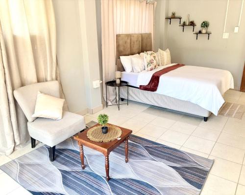 Grahamstown House | The Nest- on Knowling Street