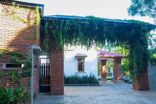 Dambulla Bed & Breakfast | The New Crown Hotel