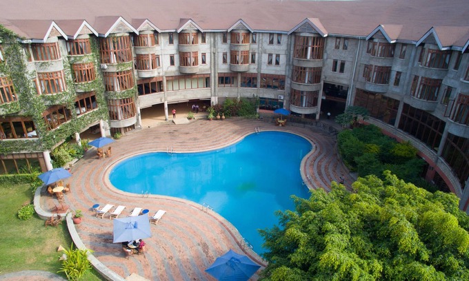 Arusha Hotel | The Ngurdoto Mountain Lodge