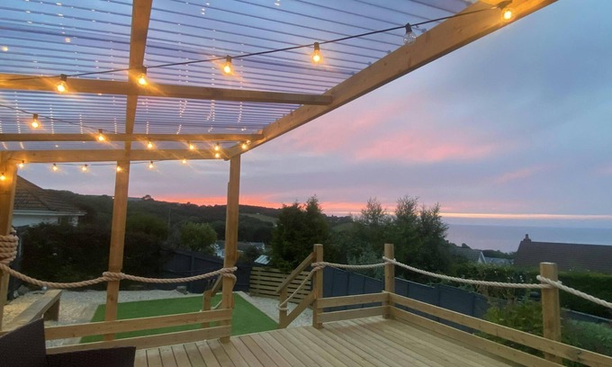 Aberporth Cottage | The Nook, Aberporth - Two Bedroom Cottage, Sleeps 4