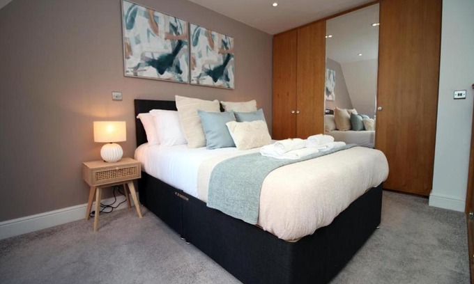 Penarth Apartment | The Nook By MGroupSA