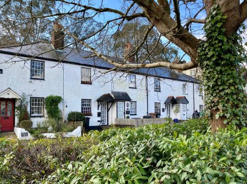Kingsbridge House | The Nook Devon Square