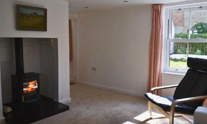Louth House | The Nook