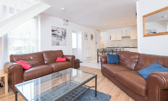 Manorbier Cottage | The Nook, Holiday Cottage Manorbier, Sleeps 4, 2 bedrooms, bathrooms