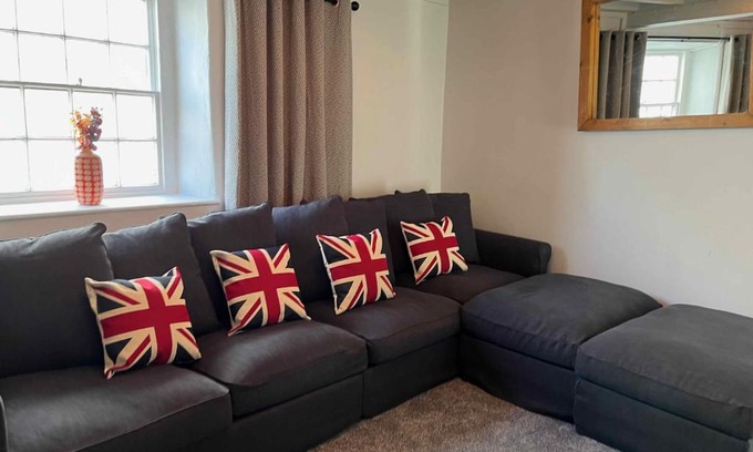 Saint Asaph Apartment | The North Wales Gathering - Hot Tub & Sleeps Up To 16
