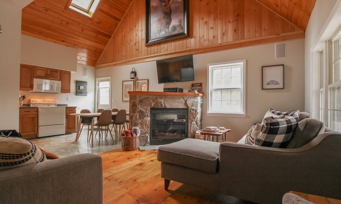 Stewartstown Cabin | The Northwoods House - Direct ATV Access