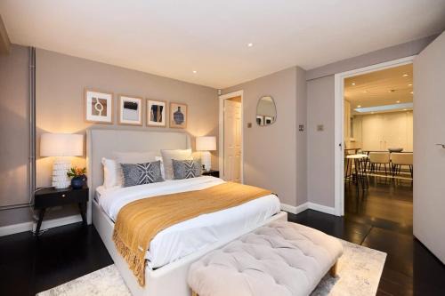 Campden House | The Notting Hill Gate Crib - Relaxing 2BDR House