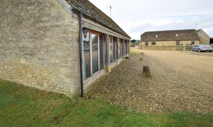 Bourton Cottage | The Oaks