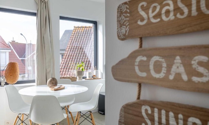 Wenduine Apartment | The Ocean Breeze 1