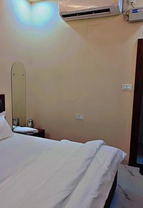 Vrindavan Hotel | The Ocean Inn Home Stay