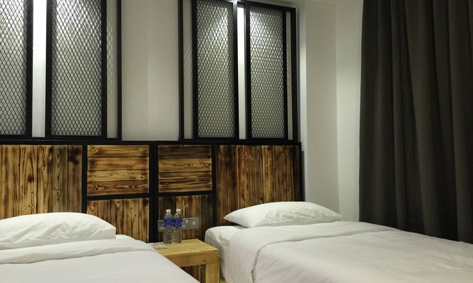 Pontian Hotel | The Oikos Hotel