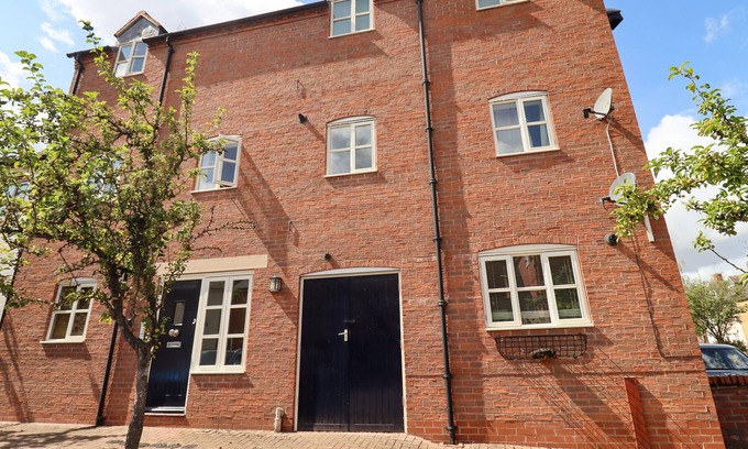 Shipston on Stour Cottage | THE OLD BAKERY, APARTMENT 5 in Shipston-On-Stour