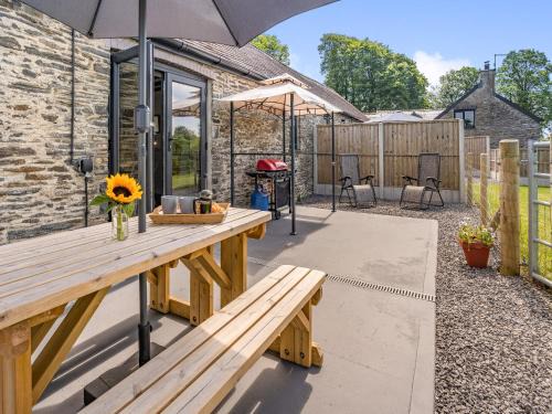 Cribyn House | The Old Cowsheds 2 - Shippon - Uk49787