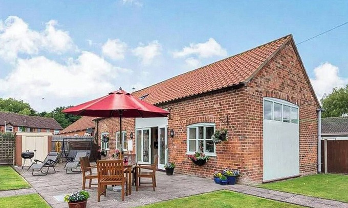 Burgh le Marsh Cottage | The Old Foundry Holiday Cottage